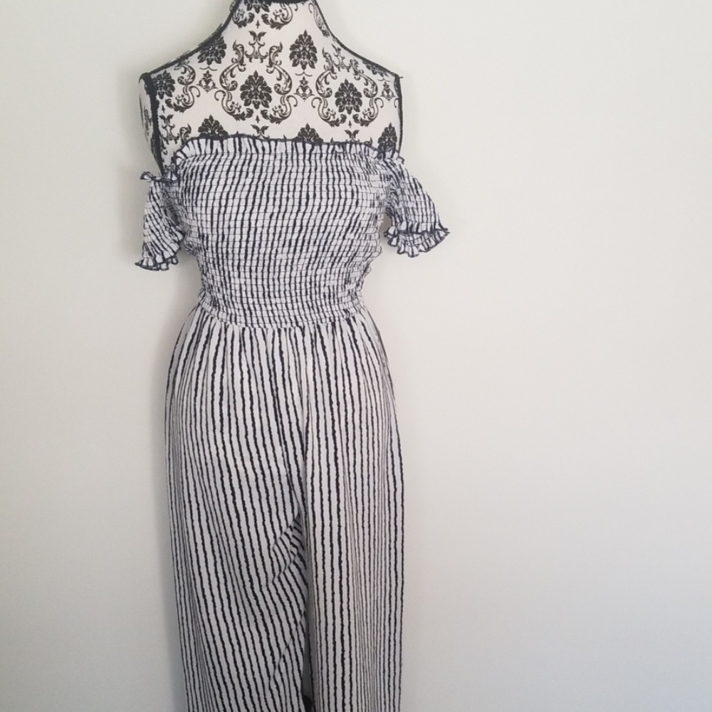 NAVY &WHITE STRIPED PANTS ROMPER